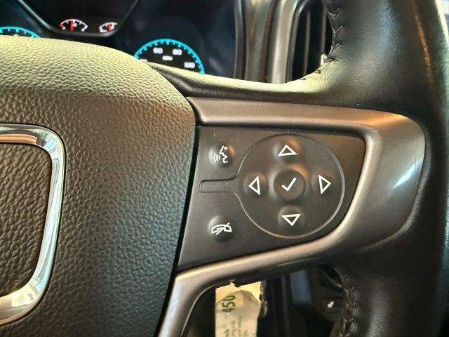 GMC Canyon Vehicle Full-screen Gallery Image 19