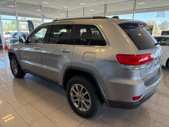 Jeep Grand Cherokee Vehicle Full-screen Gallery Image 05