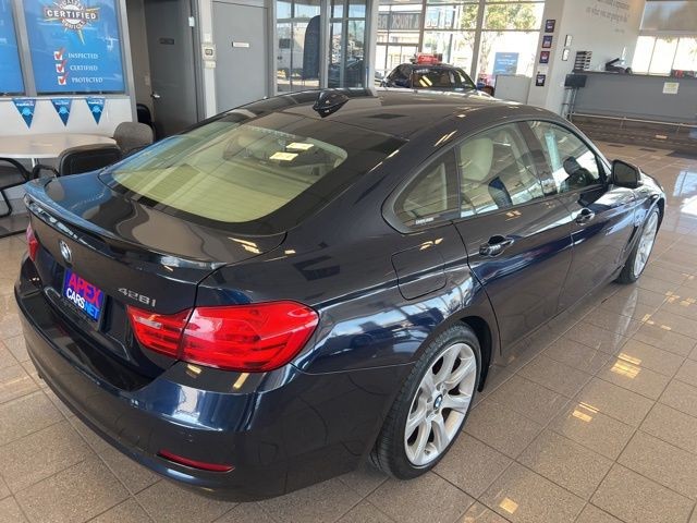 BMW 4 Series Vehicle Full-screen Gallery Image 05