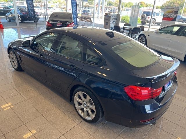 BMW 4 Series Vehicle Full-screen Gallery Image 13