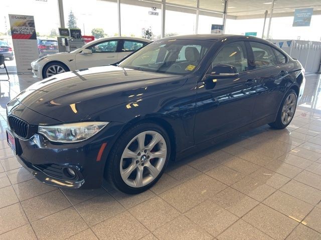 BMW 4 Series Vehicle Full-screen Gallery Image 15
