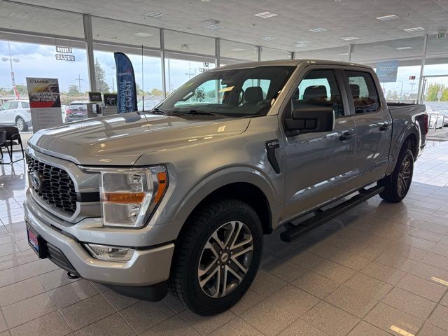 Ford F-150 Vehicle Full-screen Gallery Image 07