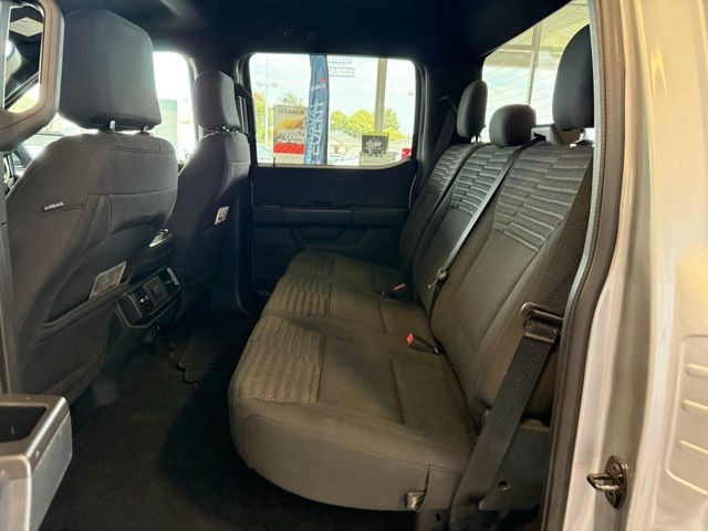 Ford F-150 Vehicle Full-screen Gallery Image 23