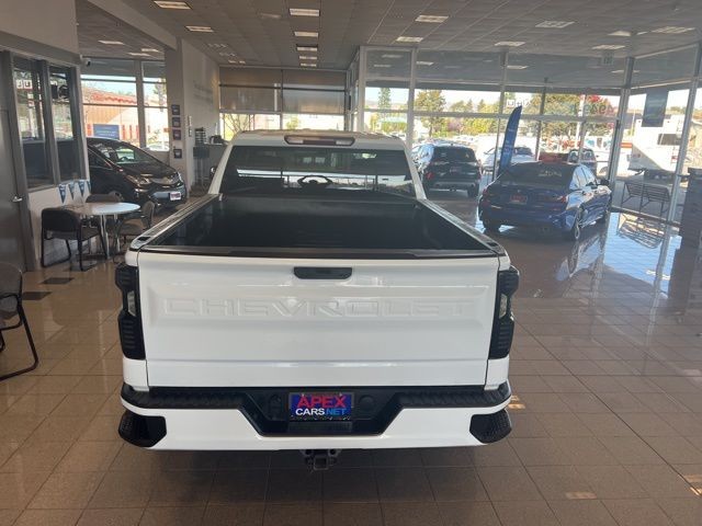 Chevrolet Silverado 1500 Vehicle Full-screen Gallery Image 08