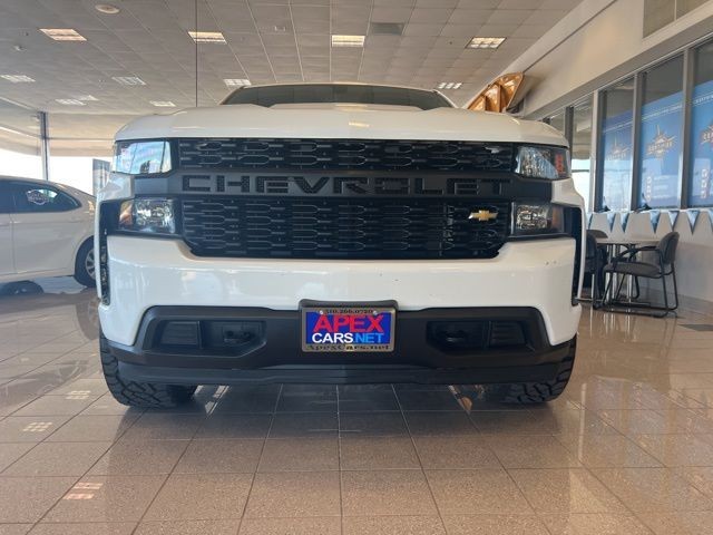 Chevrolet Silverado 1500 Vehicle Full-screen Gallery Image 14