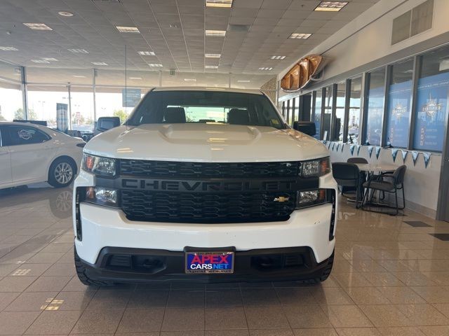 Chevrolet Silverado 1500 Vehicle Full-screen Gallery Image 15