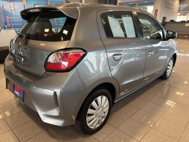 Mitsubishi Mirage Vehicle Full-screen Gallery Image 06
