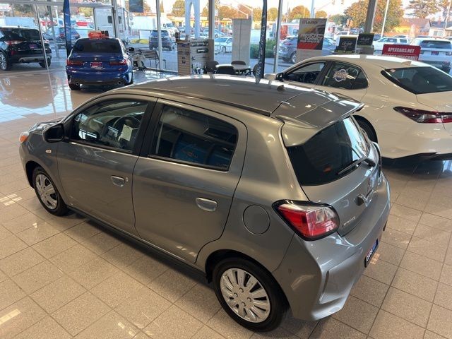 Mitsubishi Mirage Vehicle Full-screen Gallery Image 12