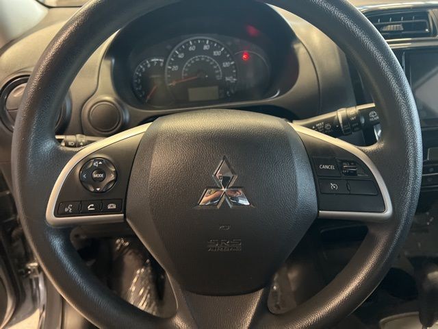 Mitsubishi Mirage Vehicle Full-screen Gallery Image 25