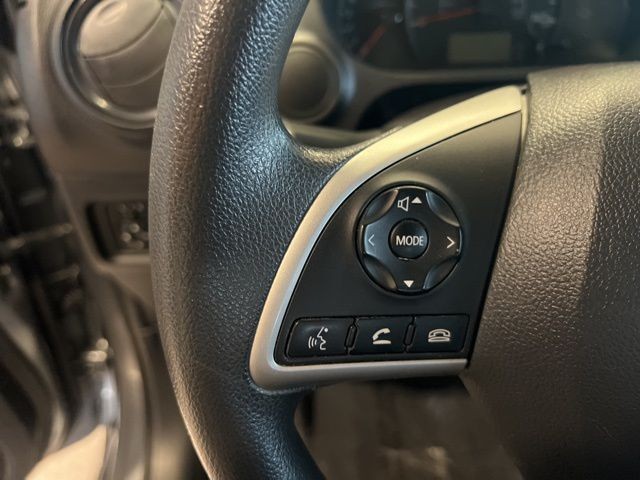 Mitsubishi Mirage Vehicle Full-screen Gallery Image 26