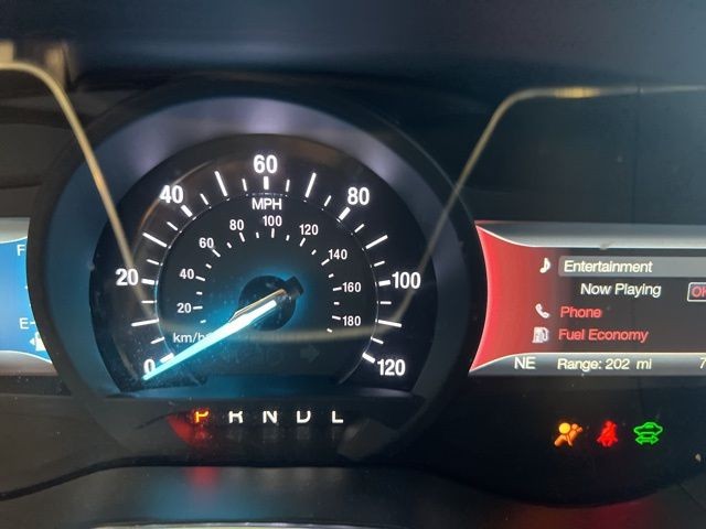 Ford Fusion Hybrid Vehicle Full-screen Gallery Image 20