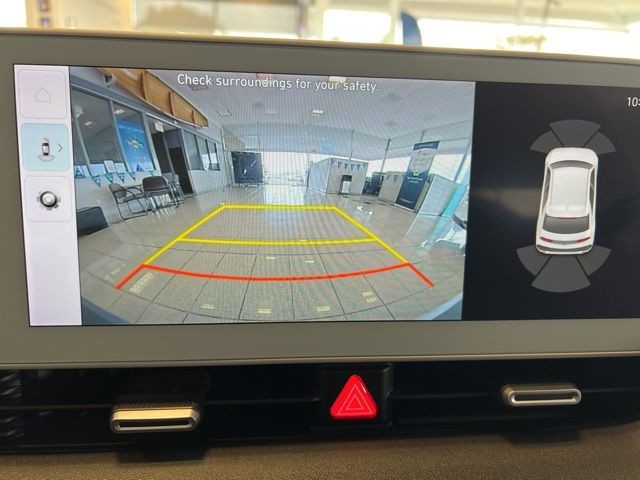 Hyundai IONIQ 5 Vehicle Full-screen Gallery Image 24