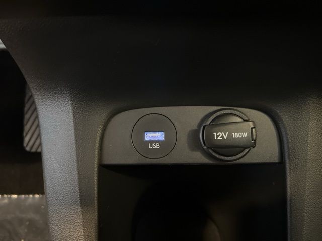 Hyundai IONIQ 5 Vehicle Full-screen Gallery Image 27