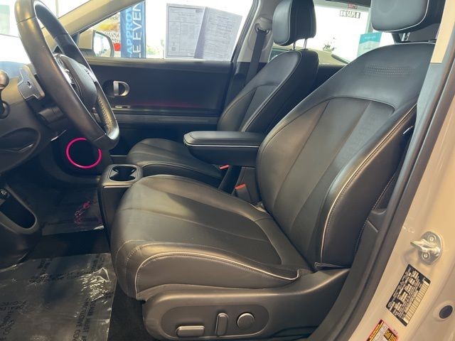 Hyundai IONIQ 5 Vehicle Full-screen Gallery Image 34