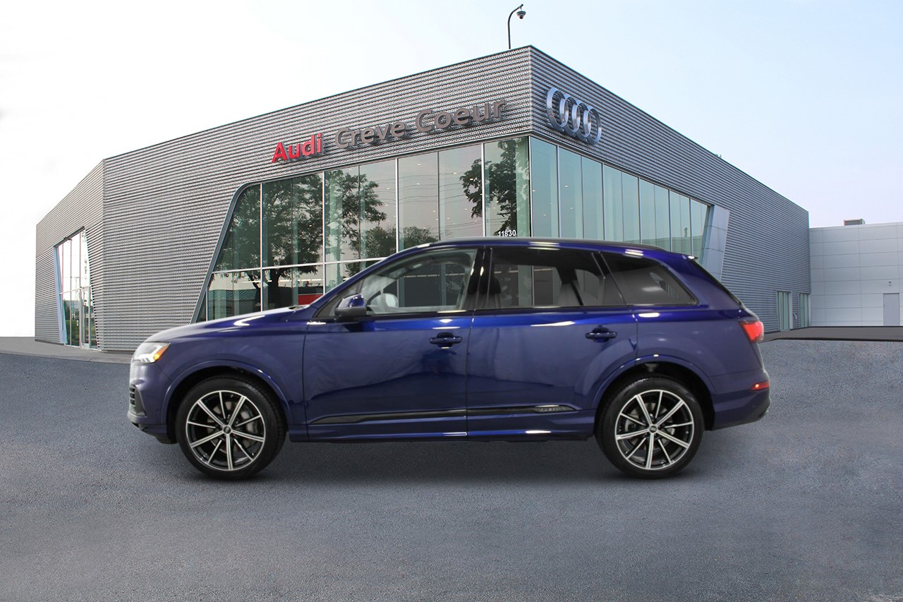 Audi Q7 Vehicle Full-screen Gallery Image 2