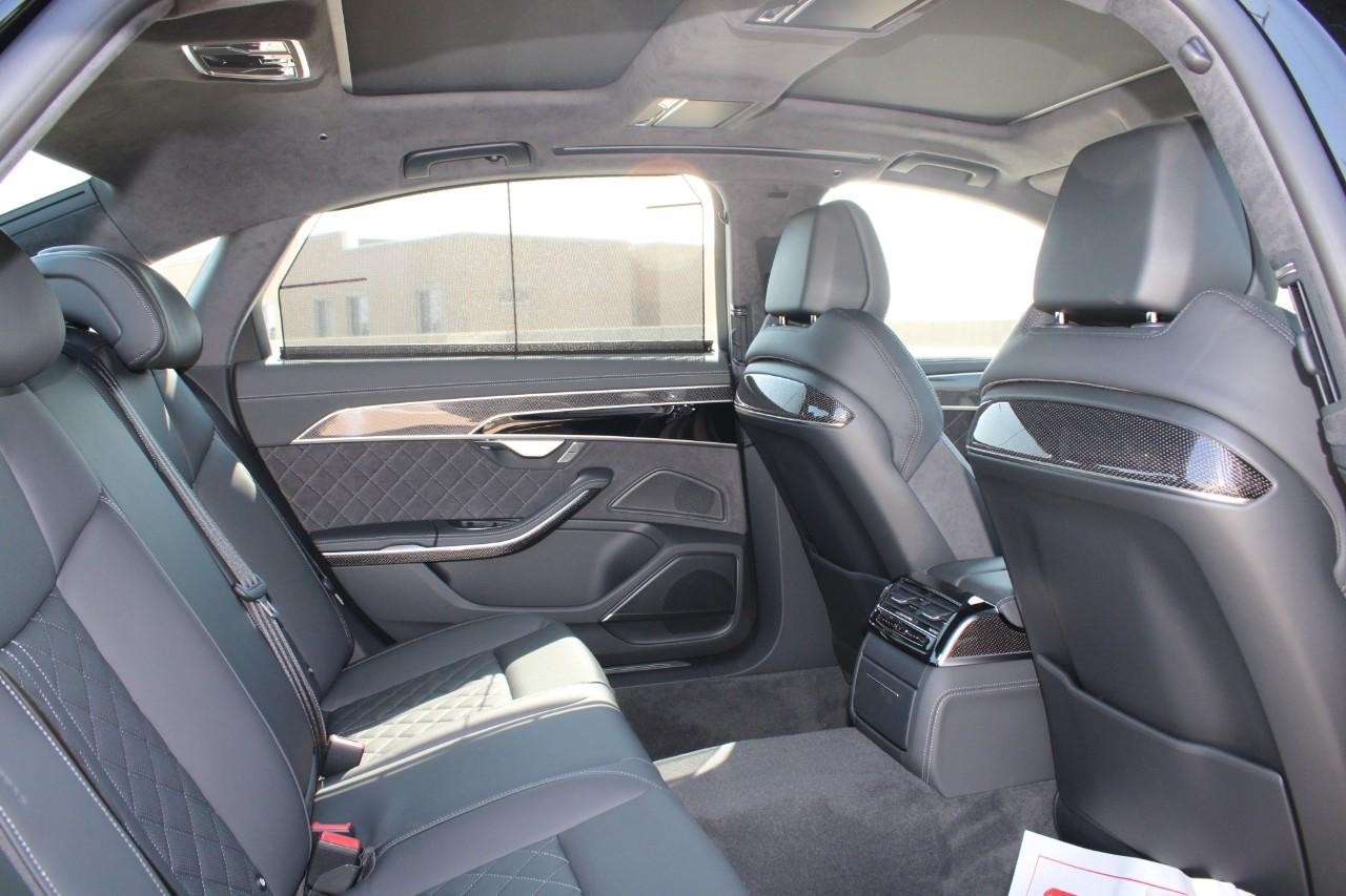Audi S8 Vehicle Full-screen Gallery Image 13