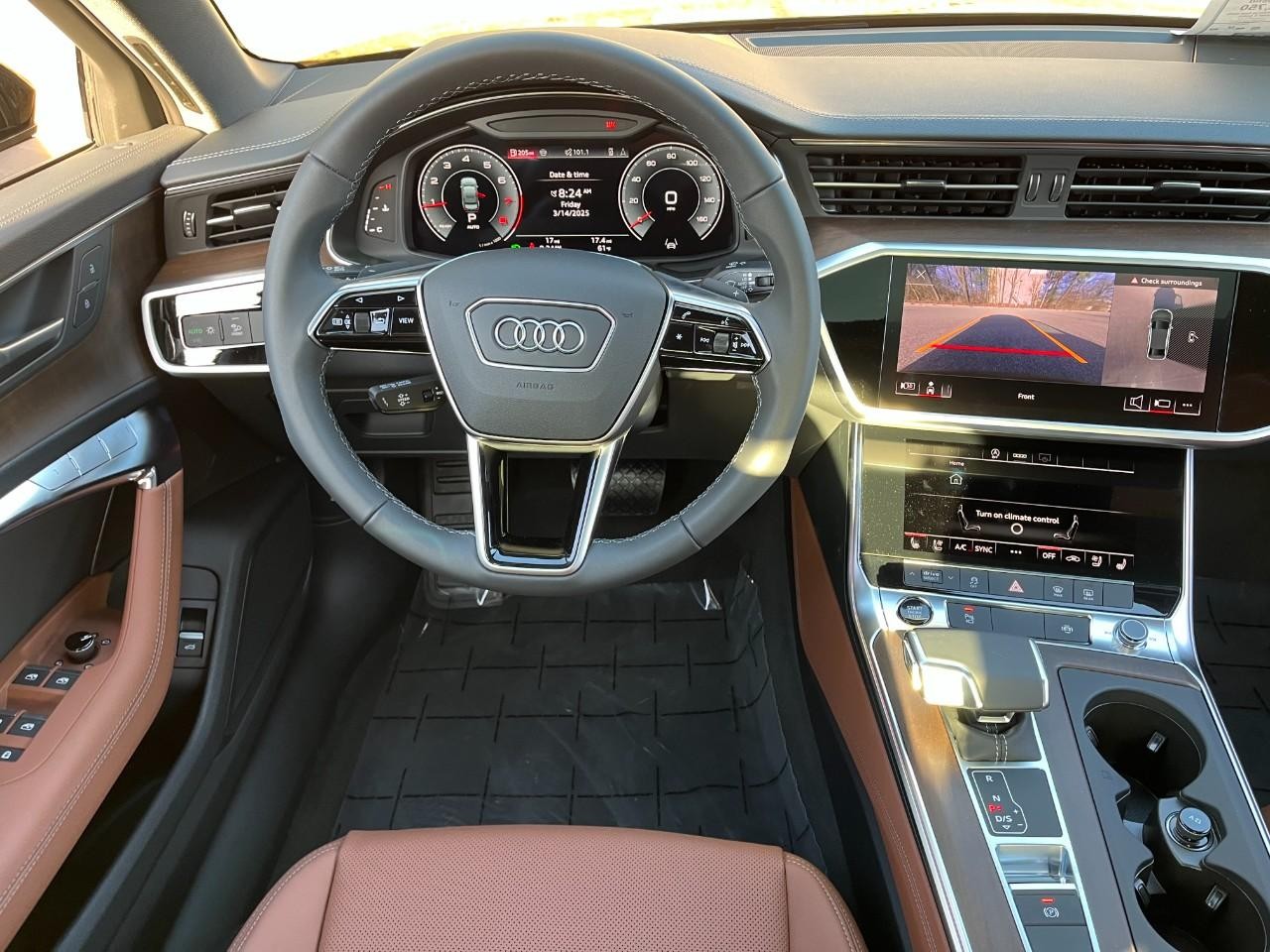 Audi A6 Sedan Vehicle Full-screen Gallery Image 15