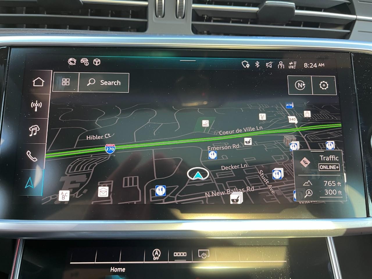 Audi A6 Sedan Vehicle Full-screen Gallery Image 27