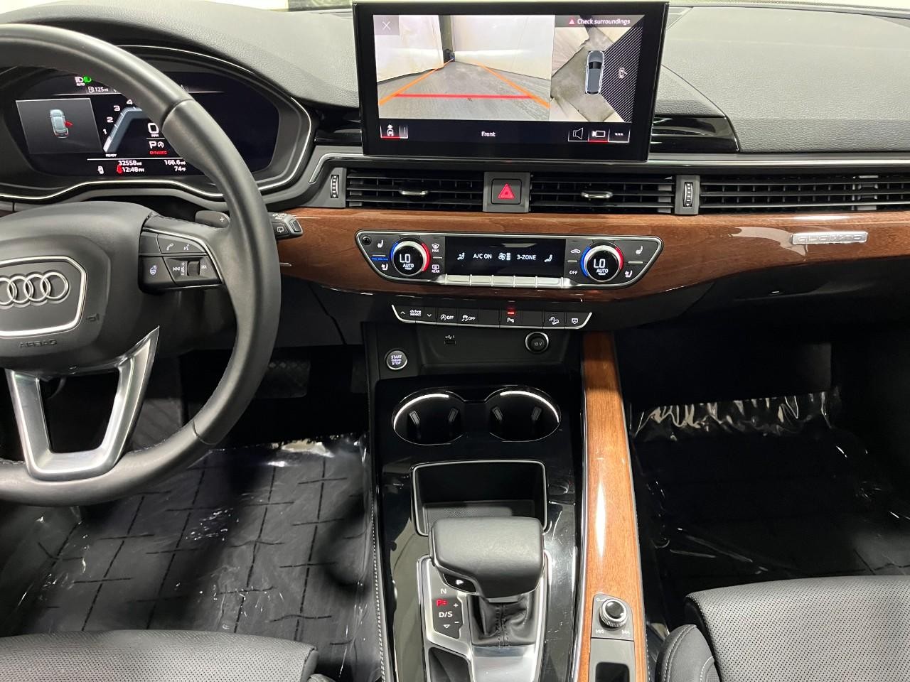 Audi A4 allroad Vehicle Full-screen Gallery Image 16