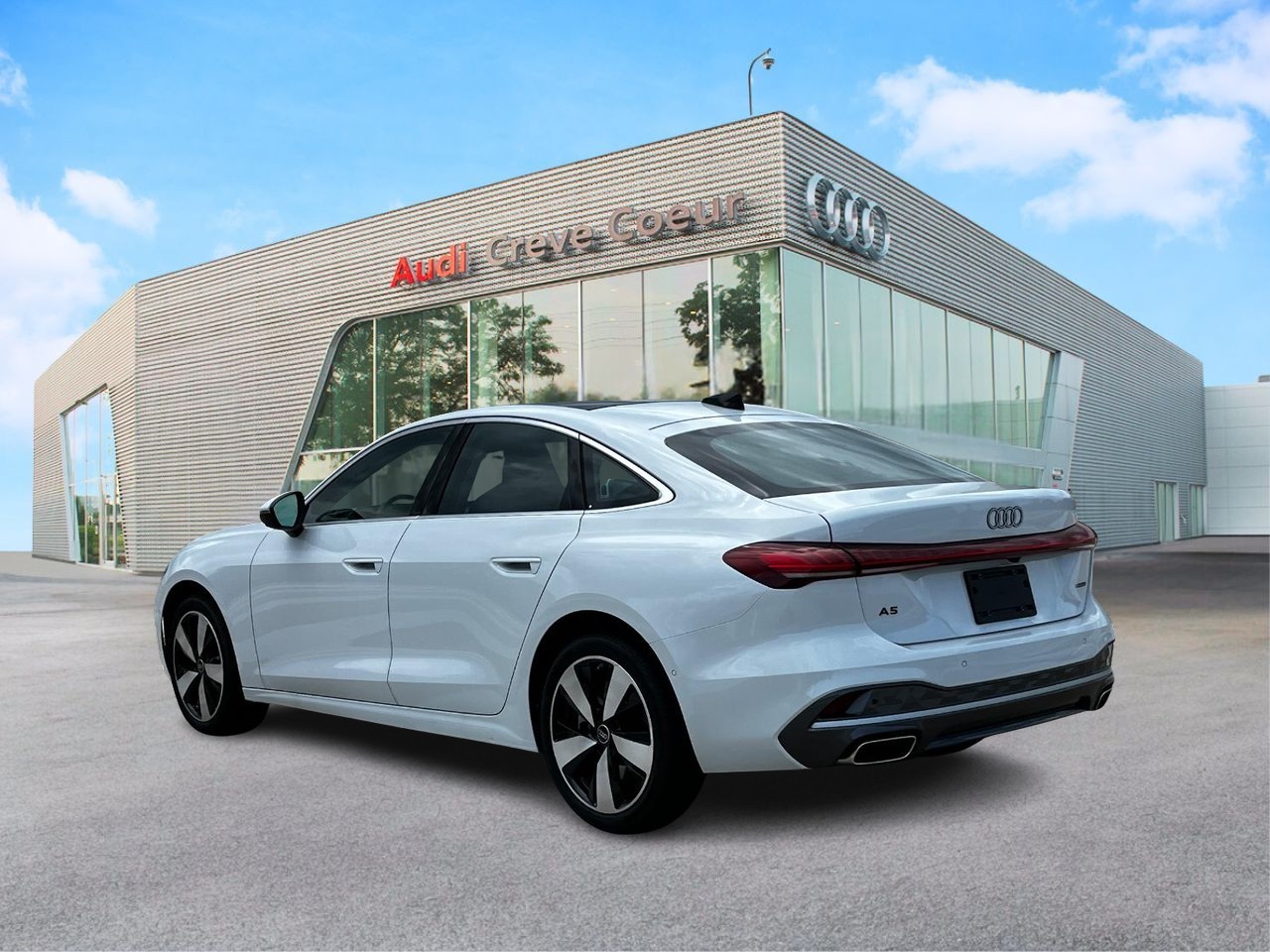 Audi A5 Vehicle Full-screen Gallery Image 3