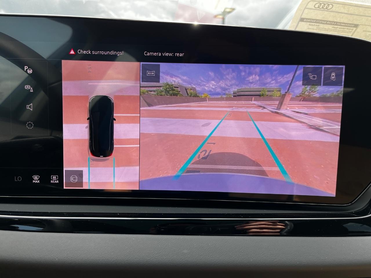 Audi A5 Vehicle Full-screen Gallery Image 30