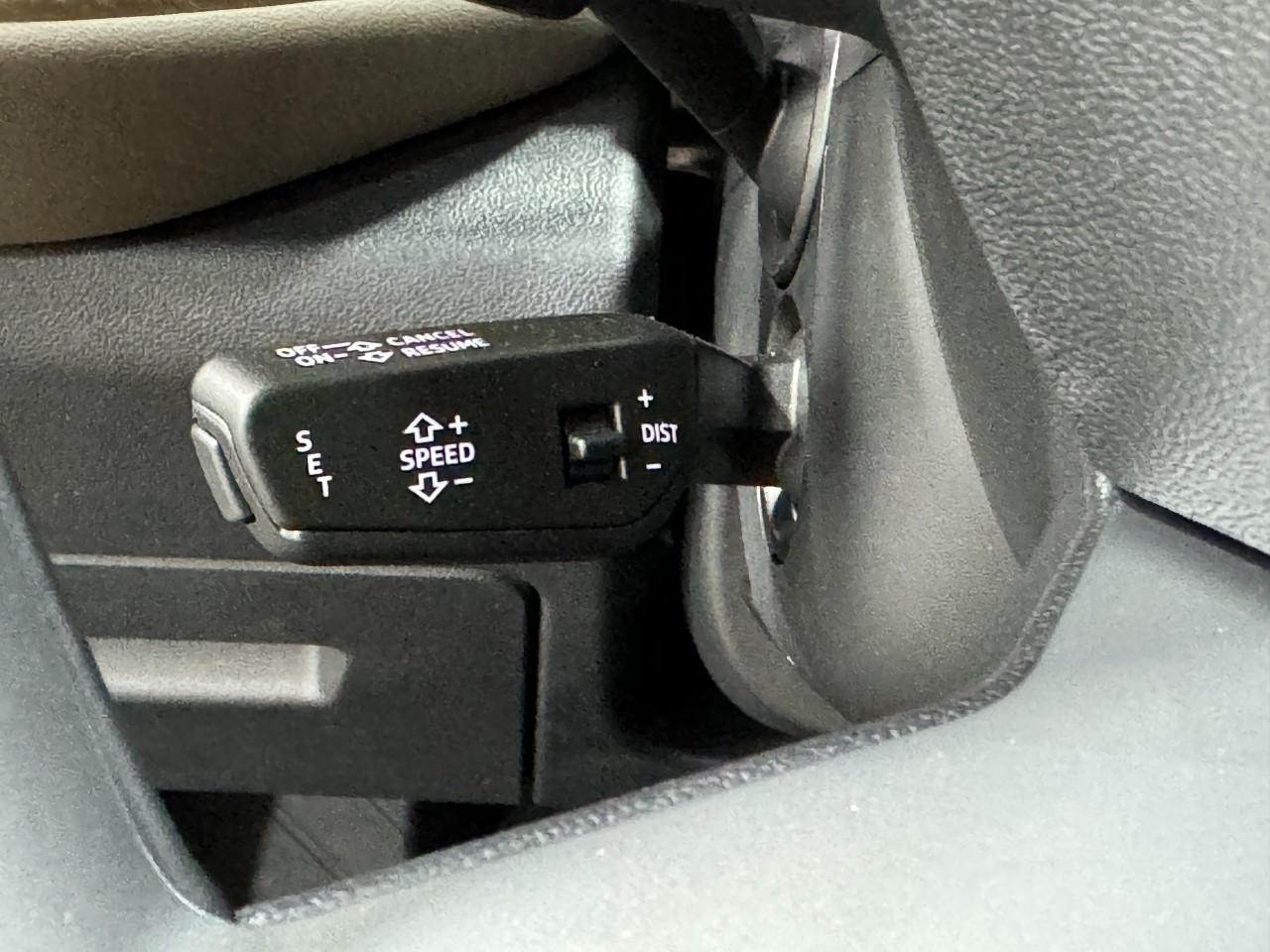 Audi Q5 Vehicle Full-screen Gallery Image 31