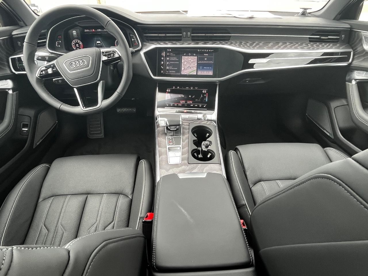 Audi A6 allroad Vehicle Full-screen Gallery Image 18