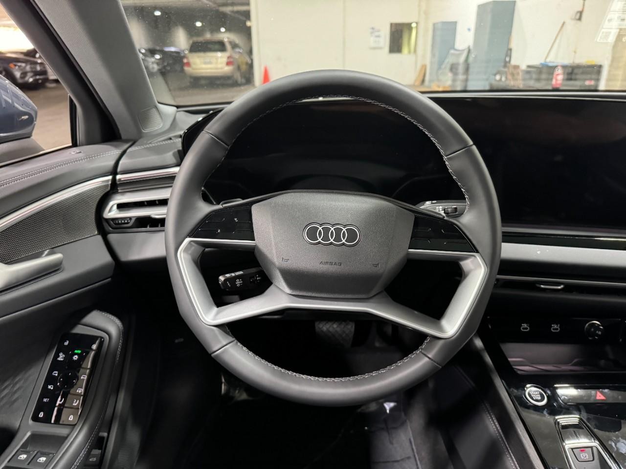 Audi A5 Vehicle Full-screen Gallery Image 14