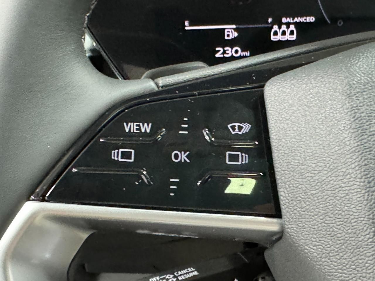 Audi A5 Vehicle Full-screen Gallery Image 29