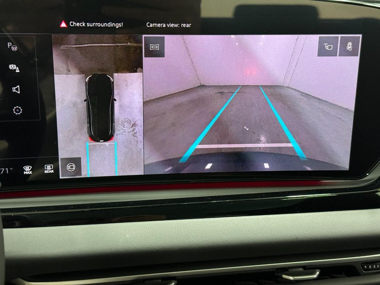 Audi A5 Vehicle Full-screen Gallery Image 32