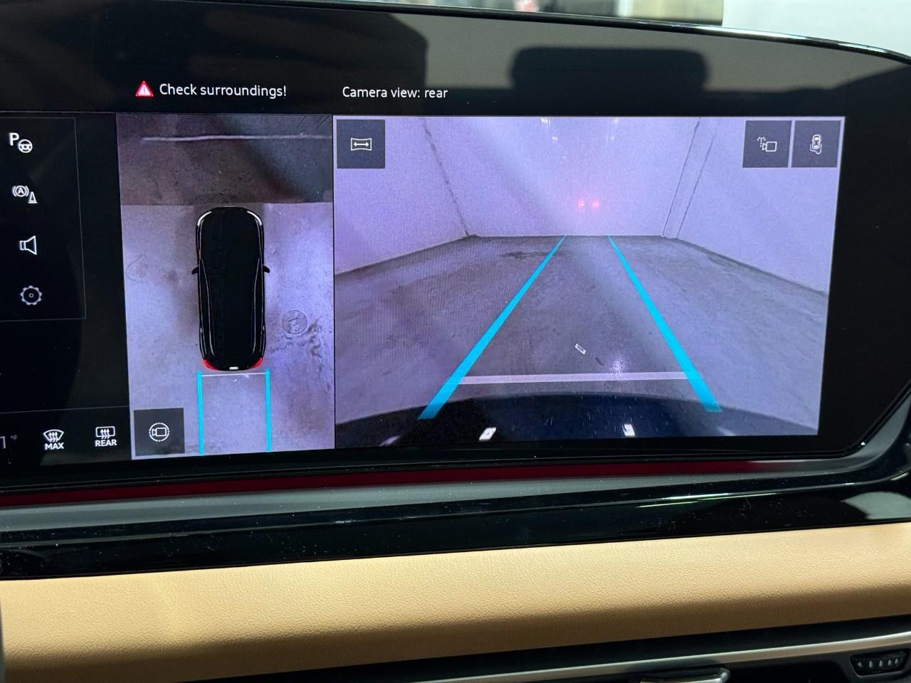 Audi A5 Vehicle Full-screen Gallery Image 32