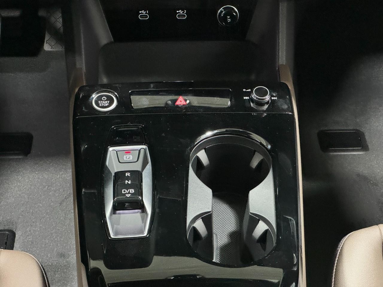 Audi A6 e-tron Vehicle Full-screen Gallery Image 16