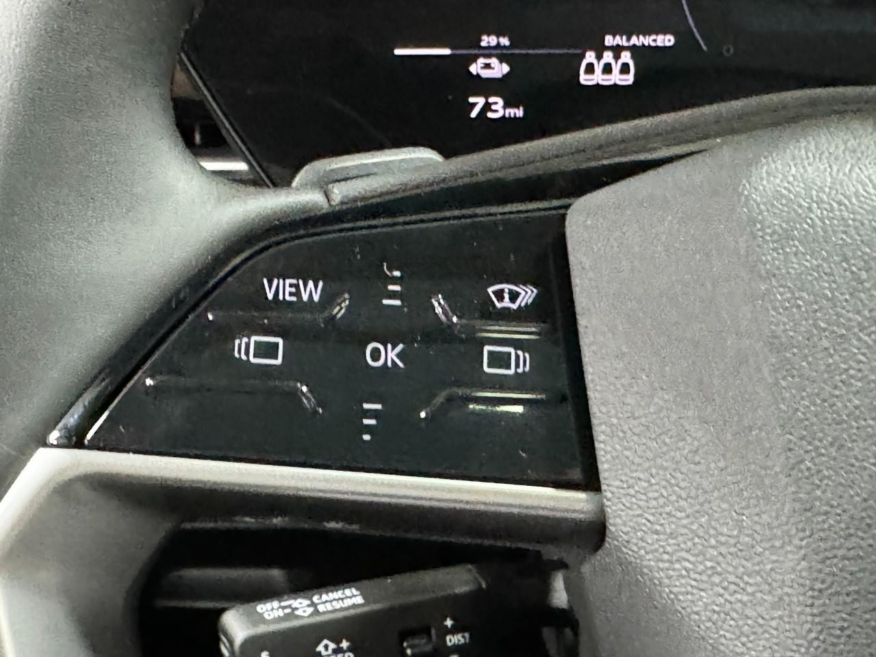 Audi A6 e-tron Vehicle Full-screen Gallery Image 31