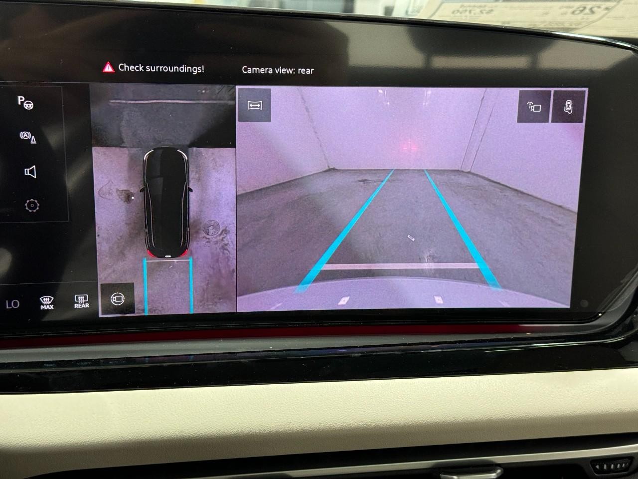 Audi A5 Vehicle Full-screen Gallery Image 34