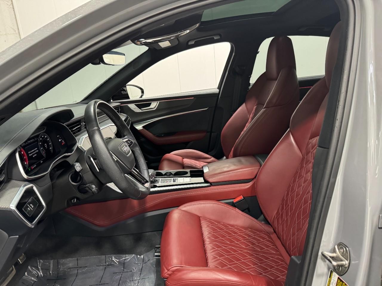 Audi S6 Sedan Vehicle Full-screen Gallery Image 29