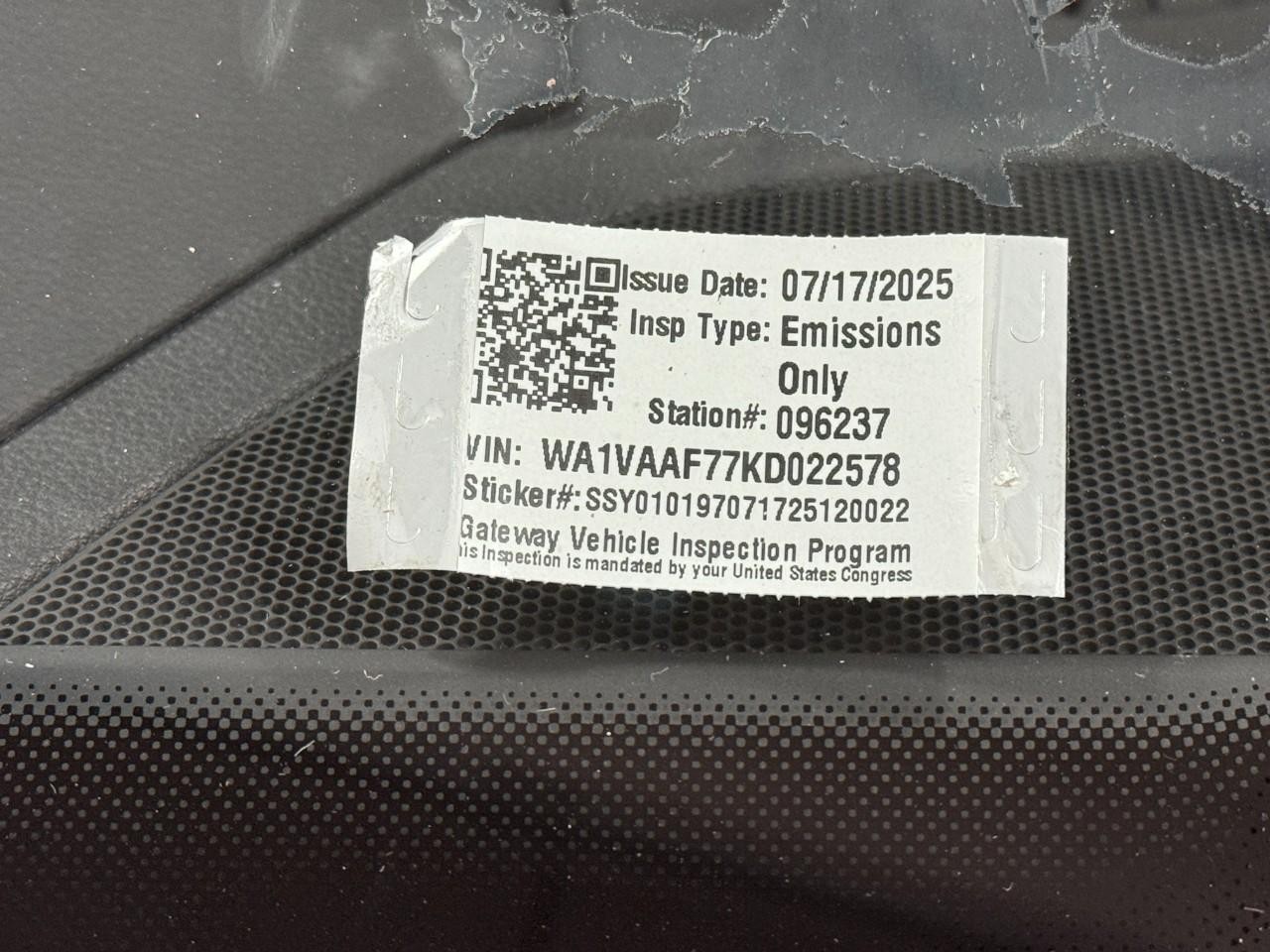 Audi Q7 Vehicle Full-screen Gallery Image 37