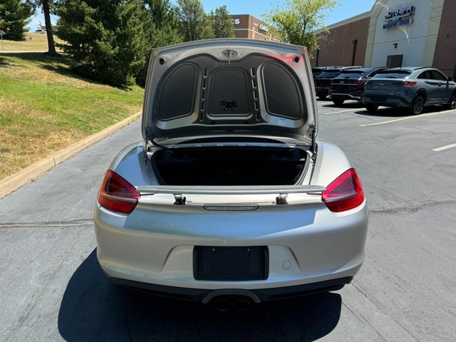 Mazda Protege Vehicle Full-screen Gallery Image 08