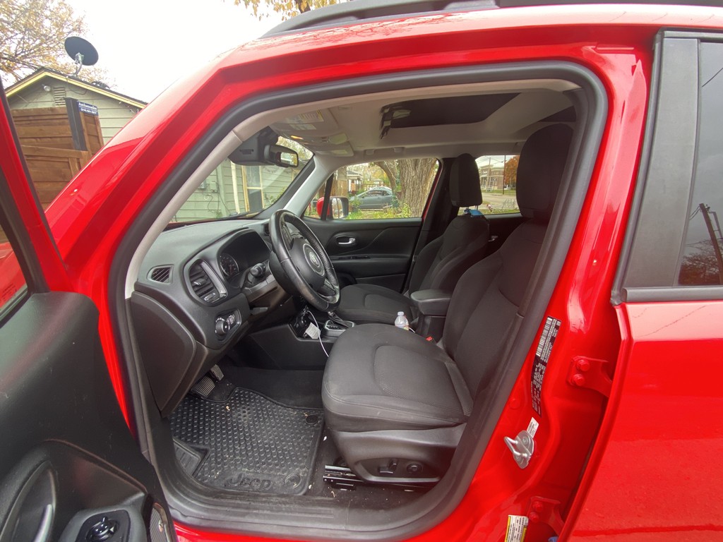 Toyota Sienna Vehicle Full-screen Gallery Image 16