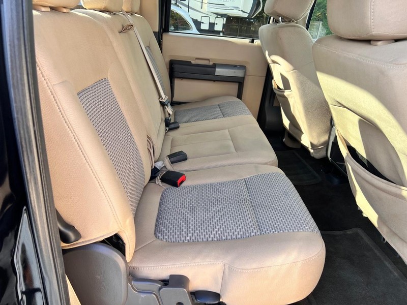 Ford F-350 Vehicle Image 14