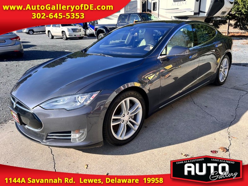 2014 Tesla Model S S's photo
