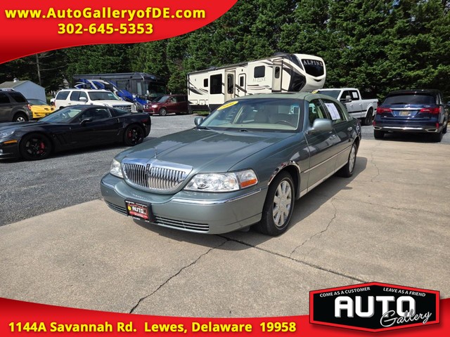 Lewes DE 2006 Lincoln Town Car more details - lincoln town car