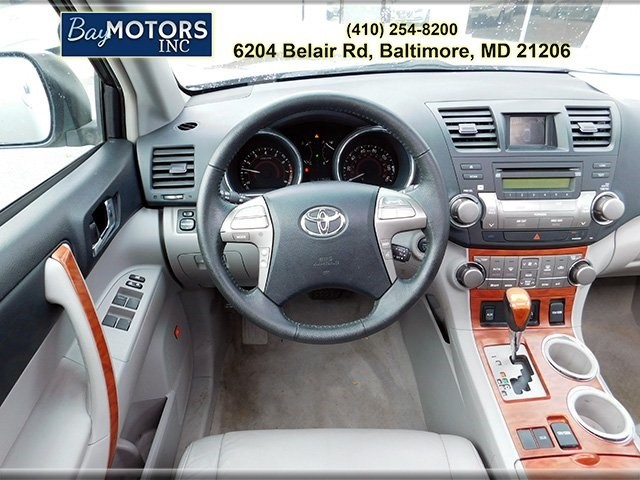 2010 Toyota Highlander Limited photo 12