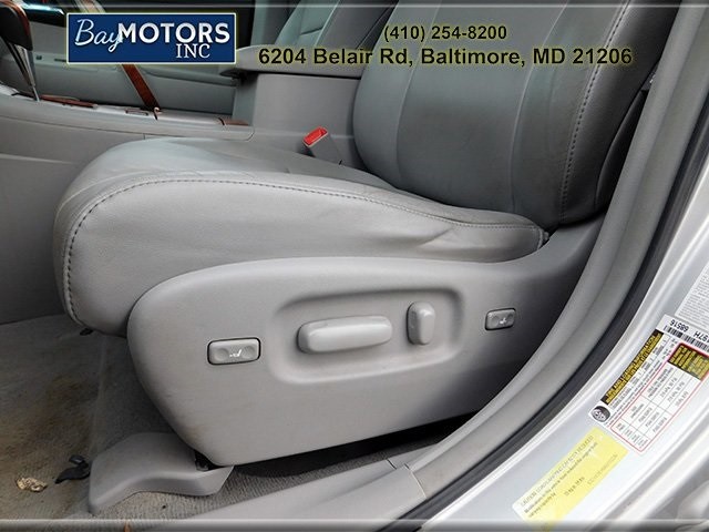 2010 Toyota Highlander Limited photo 16