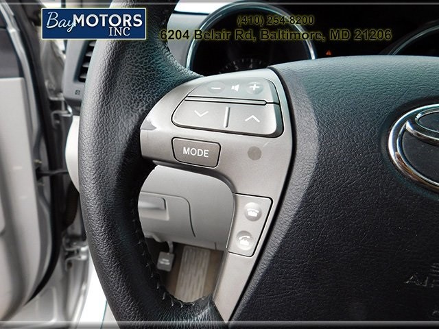 2010 Toyota Highlander Limited photo 23