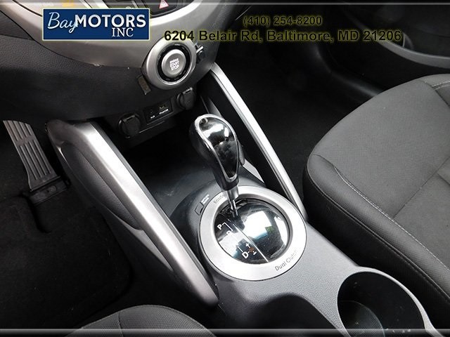 2013 Hyundai Veloster Base photo 12