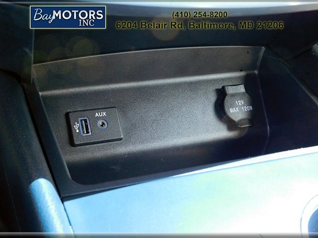 Nissan Altima Vehicle Full-screen Gallery Image 16