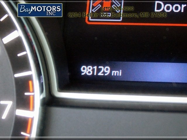 Nissan Altima Vehicle Full-screen Gallery Image 20