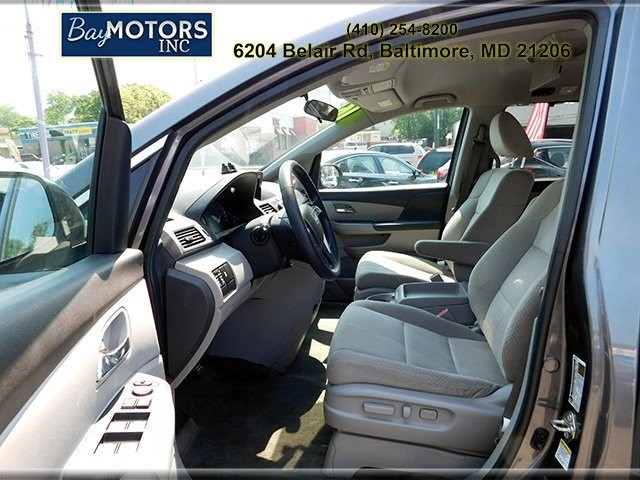 Honda Odyssey Vehicle Full-screen Gallery Image 11