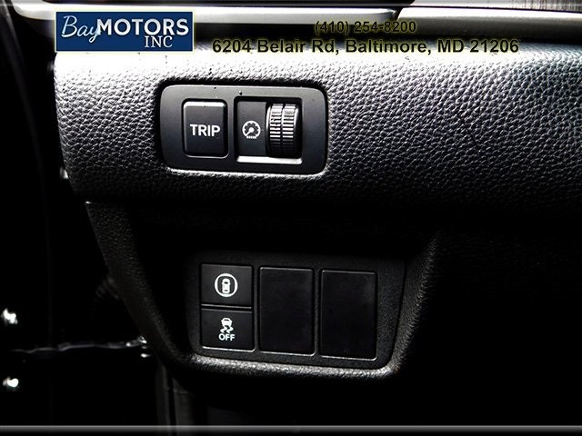 Honda Accord Sedan Vehicle Full-screen Gallery Image 19