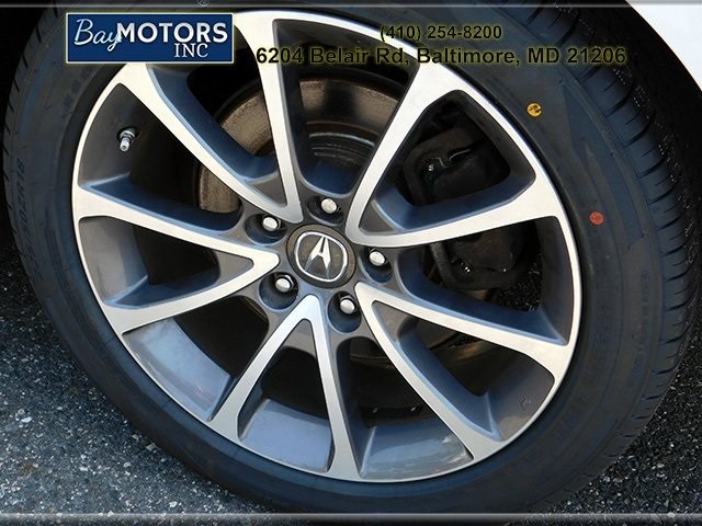 Acura TLX Vehicle Full-screen Gallery Image 6